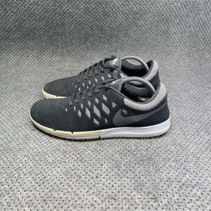 Nike Black and Gray Athletic Shoes